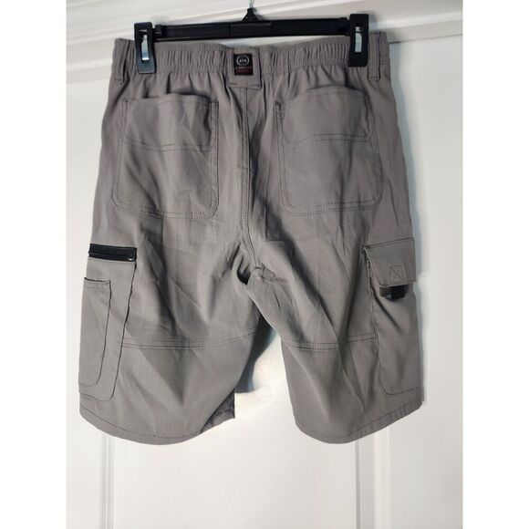 Wrangler ATG Men’s Tech Cargo Shorts – XL (NWT) - Picture 3 of 3